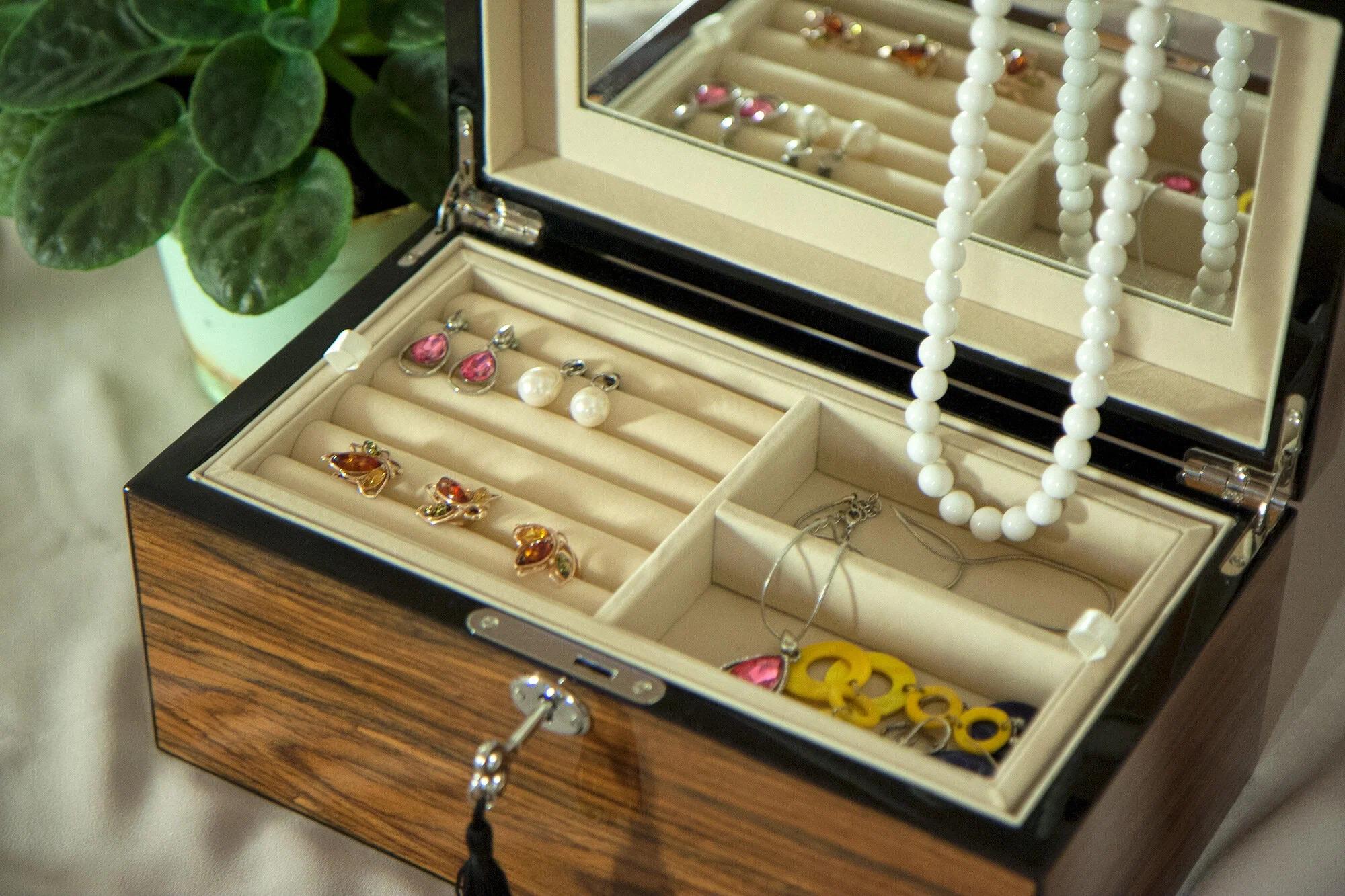 Jewelry boxes and cases by  Oceanpulse 
